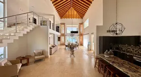 Peninsula Esmeralda Luxury Hotel & Villas - Image 2