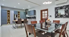 Modern Large 200sqm 5 bedroom Apartment in the heart of Sliema - Image 3