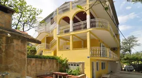 Apartments Tojcic, 1 min walk to the beach - Image 3