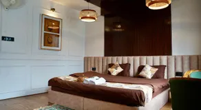 HOTEL NIRVANA - Image 2