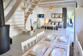 Comfortable holiday homes with a large garden - Image 3