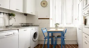 Apartamento KUIA en Gran Bilbao con vistas a un parque - Image 2