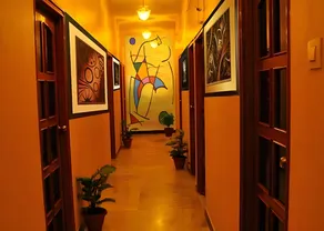 Le Grace Mansion - Image 2