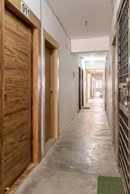 Super Luxury Independent Studio - Image 5