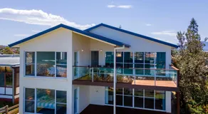 9 Dickinson Avenue-Absolute beachfront! - Image 5