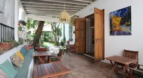 Hostal Las Acacias - Image 2