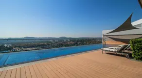 301 Menlyn Maine Trilogy Apartment - Image 2