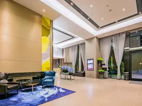 HOMEINN（Chengdu Longquan International Automobile City headquarters economic port） - Image 3