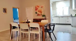 HYGGE HOME уютный коттедж с террасой и баней для проживания нескольких семей - Image 5