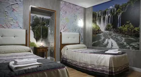 Hotel plaza - Image 2