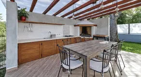 Villa Celtis by Villas Holiday - Image 4