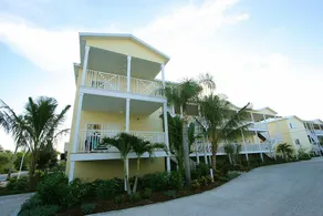 Beach Club at Siesta Key by RVA - Image 3
