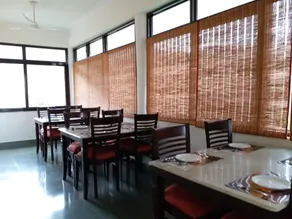 Home in the Hills, Resort & Restaurant - Image 4