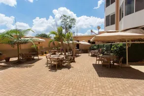Civitas Hotel - Image 2