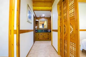 Jeonju Wangyijimil Hanok Hotel - Image 5