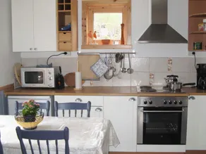 6 person holiday home in Alsvåg - Image 4