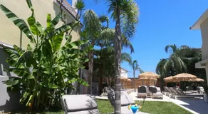Paradise Bar Apartments - Image 4