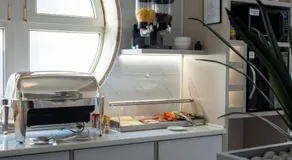 Hotel Central - Image 4