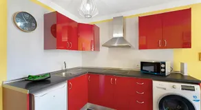 Apartamento en Calle Heraclio Sánchez - Image 5