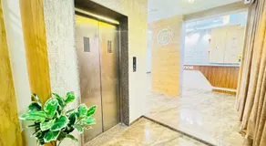 Hotel Lee Paramount - Image 4