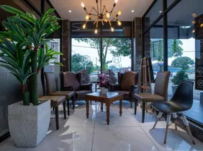 HP Hope Hotel - Image 2
