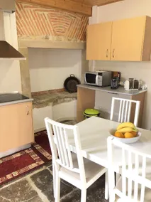 Apartment 2 - Image 3
