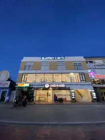 Jeffrey S Hotel - Image 5