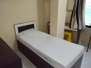 Chaitanya Kalyan Guest House - Image 4