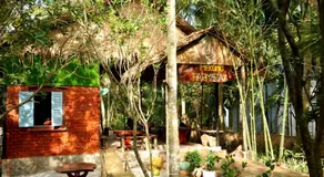 Mekong Farmstay CanTho - C.R Floating Market - Image 3
