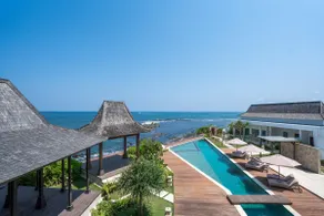 Sukawati Beachfront Luxury 4BDR Villa Private Pool - Image 4