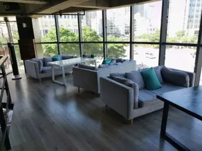Lock Time Hotel - Image 5