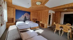 Hotel Borest - Image 2