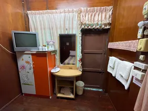 PEE HOMESTAY LOPBURI - Image 2
