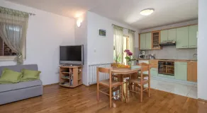 Apartments in Trogir - Image 2