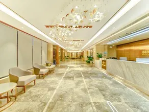 Phoenix Tree Resort Hotel - Image 4