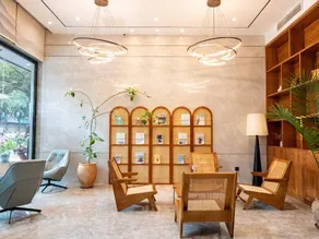 Qianyi Hotel (Beiliu Wanda Plaza Branch) - Image 2