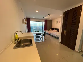 Studio Room next to SCCC at Trefoil Setia Alam for 2-4 pax - Image 3