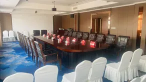 Changbai Hotel - Image 4