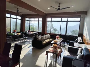 HOTEL GREENERY VIEW - Image 3