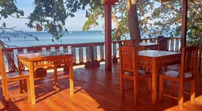 Kohjum Seafront Resort - Image 4