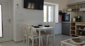 Marvens Apartment - Image 3