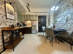 Stay at Downtown Suite 2 in BGC, Taguig City - Image 4