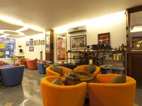Golden House International Hotel - Image 2