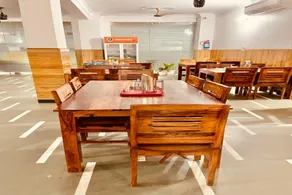 Capital O Kanha Guest House - Image 3