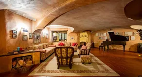 Villa near Arona - Image 4