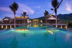 Floral Hotel · Shanhai Courtyard Resort Hotel(LingShui XiangShuiWan) - Image 2
