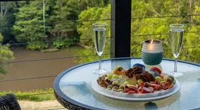 Whispering Valley Cottage Retreat - Image 3