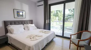 Sithonia Palace Apartments - Image 2