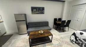 Modern cottage with access to private beach - Image 2