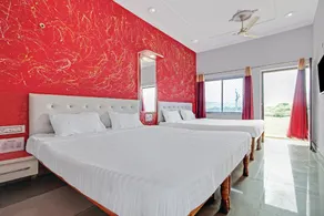 Hotel O Raj Inn - Image 2